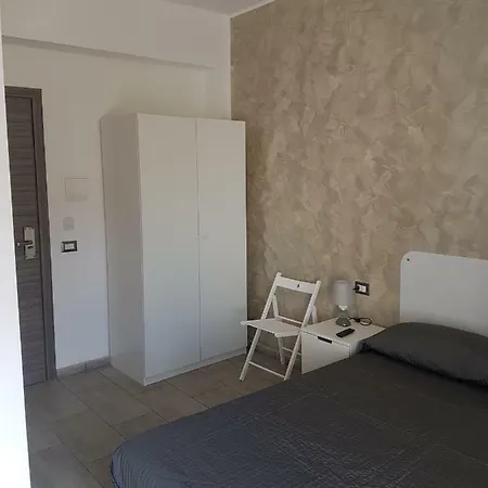 Couette-café Rometta 3*